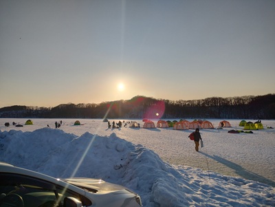 網走湖のワカサギ釣り